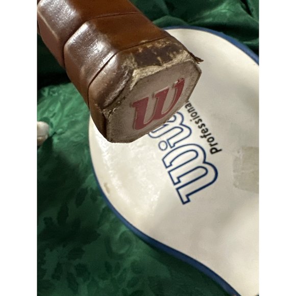 Chris Everett tennis racket Collectors Item with protective cover and Signed - Picture 7 of 7